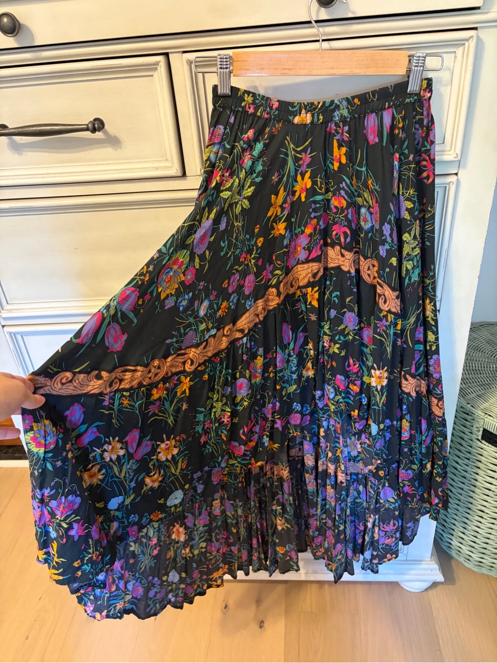 Spell and the gypsy gypsy queen castaway hi-lo black floral skirt - Picture 3 of 16